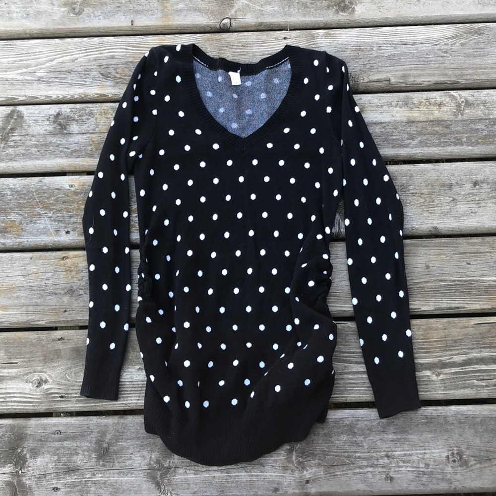 Old Navy Maternity Sweater - Picture 3 of 7
